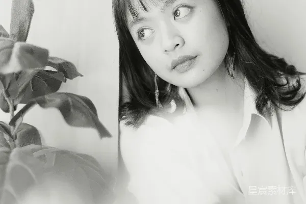 高清摄影 白底长袖女衫