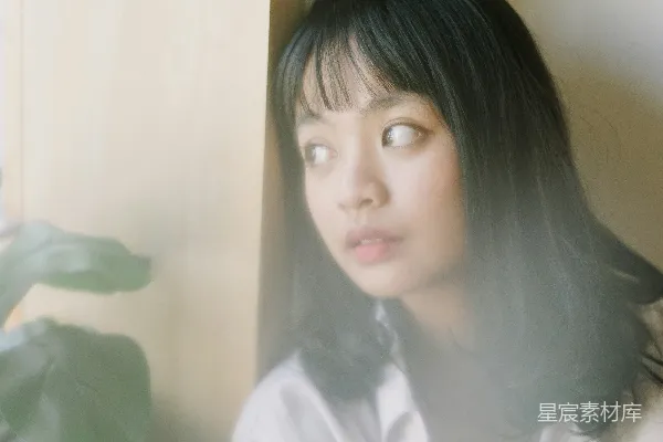 高清摄影 白衣裙女子