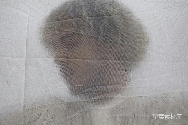 高清摄影 一个白衬衫男子脸的模糊图像