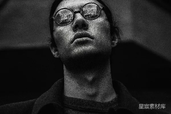 高清摄影 戴眼镜的男子