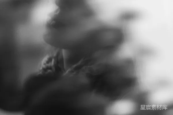 高清摄影 女性的灰度近照