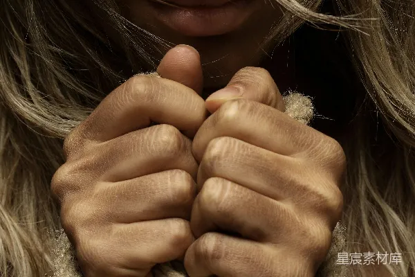 高清摄影 手被绑的女人