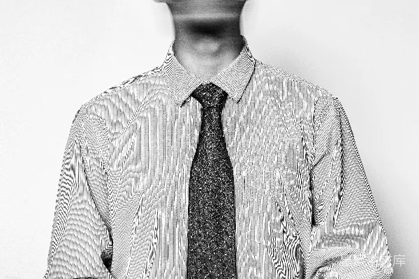 高清摄影 白衬衫穿着的男人和黑白色领带