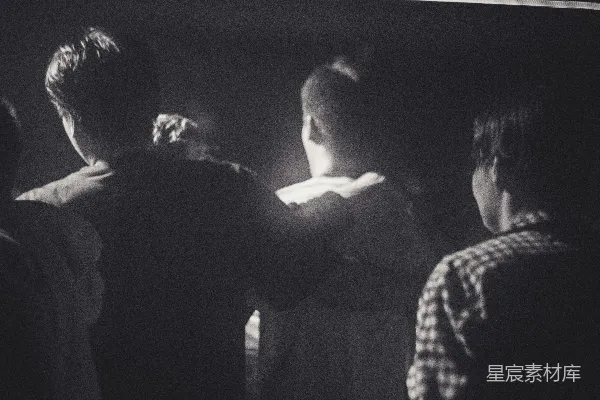 高清摄影 黑白照片一组人