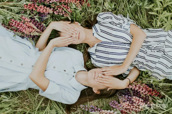 高清摄影 女性遮住眼睛的照片