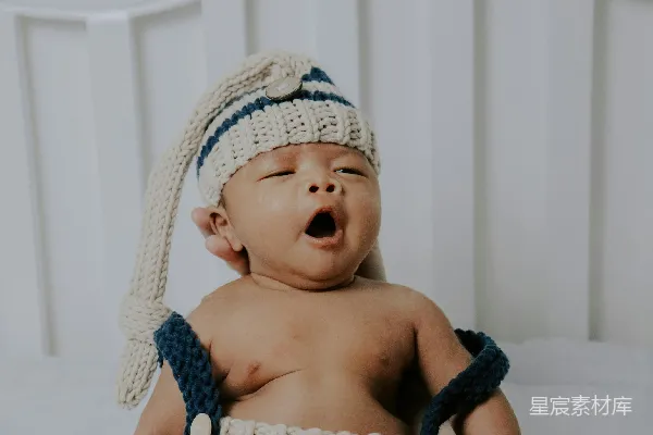 高清摄影 baby戴着白色针织帽