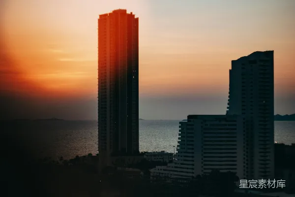 高清摄影 夕阳下城市的轮廓