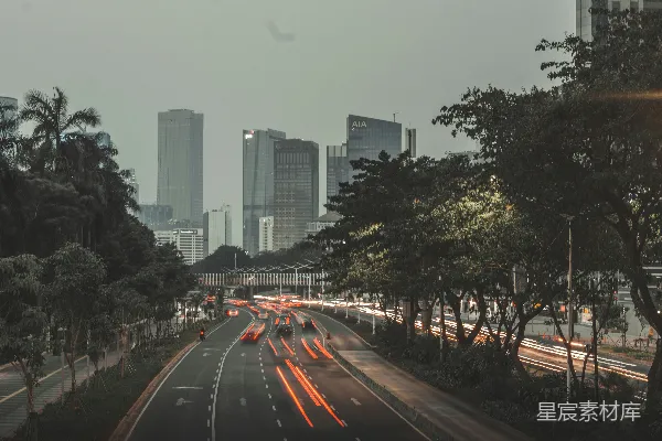 高清摄影 路上的车辆