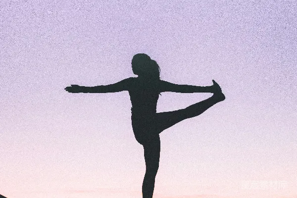 高清摄影 瑜伽中女人的剪影