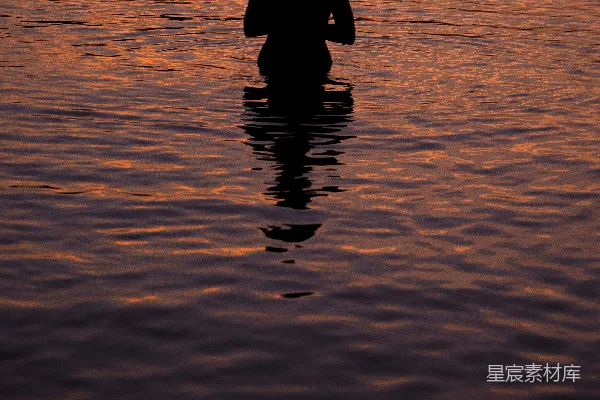 高清摄影 海边人的轮廓