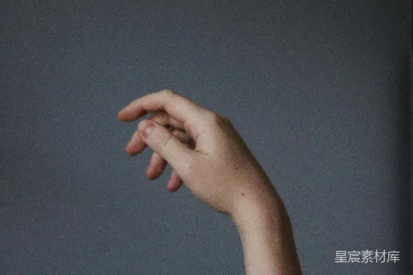 高清摄影 左手做出OK的手势的人们
