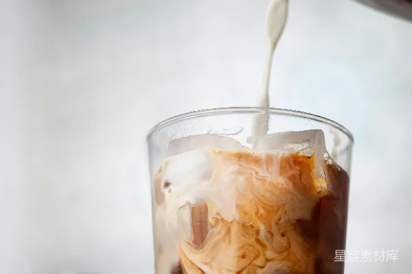 高清摄影 清饮玻璃杯