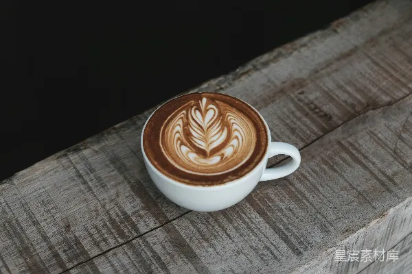 高清摄影 白瓷茶杯中的卡布奇诺