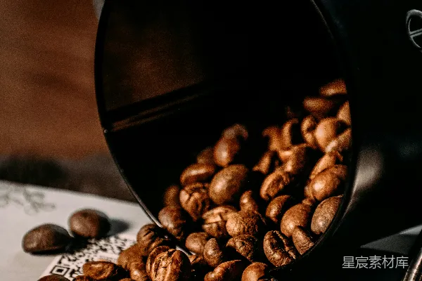 高清摄影 玻璃杯中的咖啡豆