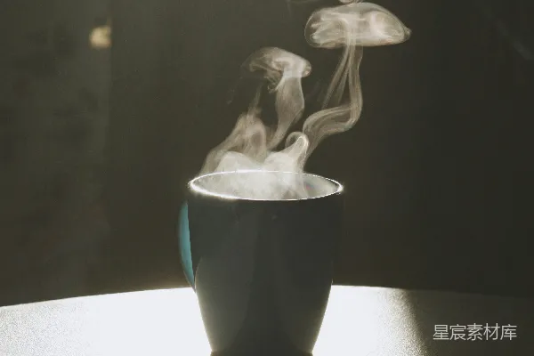 高清摄影 桌上的热饮一杯