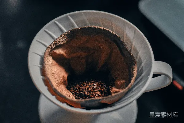 高清摄影 一杯装有咖啡的混合物