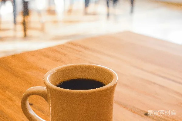 高清摄影 桌子上的咖啡一杯