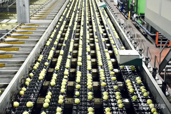 高清摄影 一个装有许多机器的大工厂