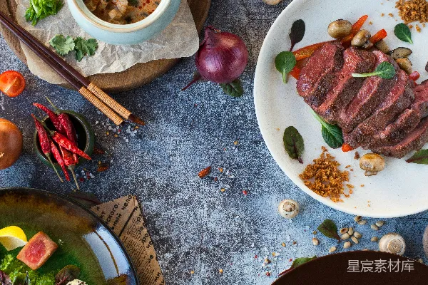 高清摄影 白瓷盘中切好的肉