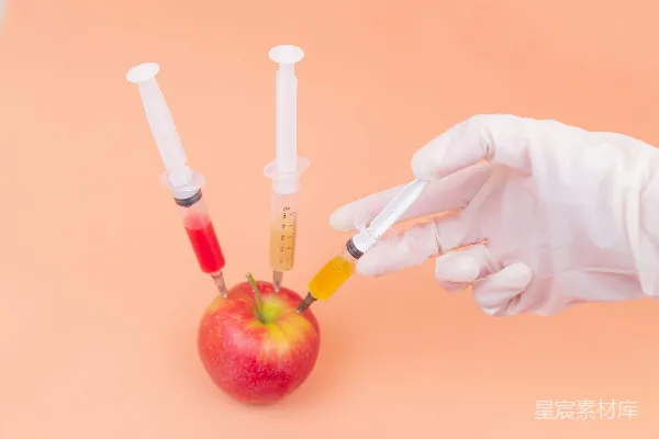 高清摄影 手持红苹果的人