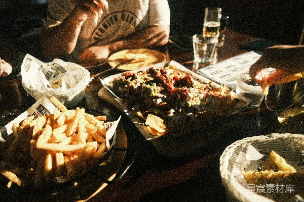 高清摄影 满桌的食物