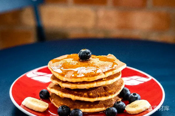 高清摄影 顶部有蓝莓的 Pancake