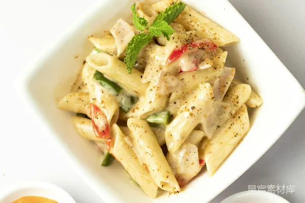 高清摄影 萨拉莎通心粉 pasta 盘在碗中