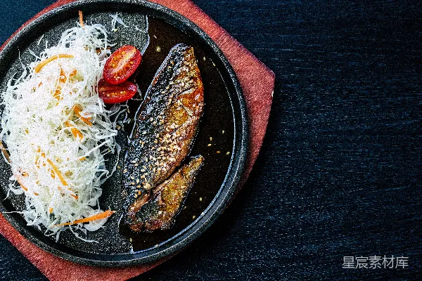 高清摄影 热盘 Fried菜端上热盘