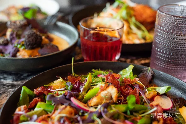 高清摄影 一张桌子上食物的特写镜头