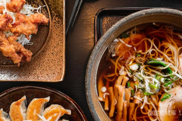 高清摄影 不锈钢碗里的意大利面 dish
