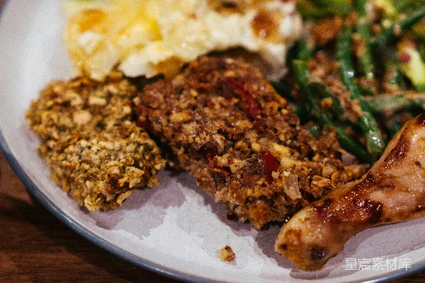 高清摄影 鸡和蔬菜的盘子