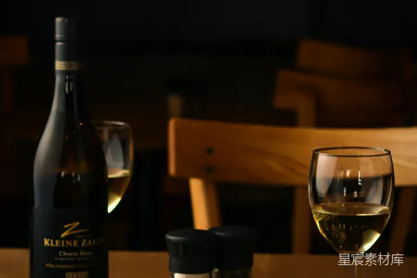 高清摄影 一盘食物和酒