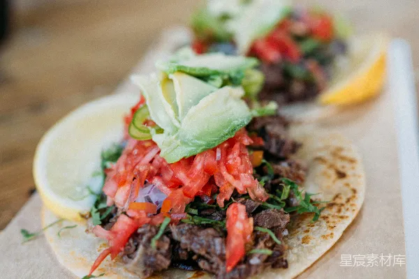 高清摄影 桌子上一个 taco 的特写
