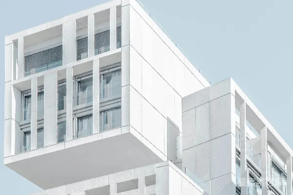 高清摄影 白现代水泥建筑下的蓝天