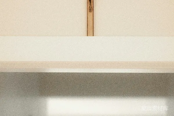 高清摄影 杠在横木上