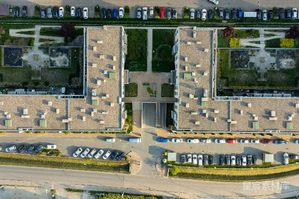 高清摄影 城市停车场的空中俯瞰图