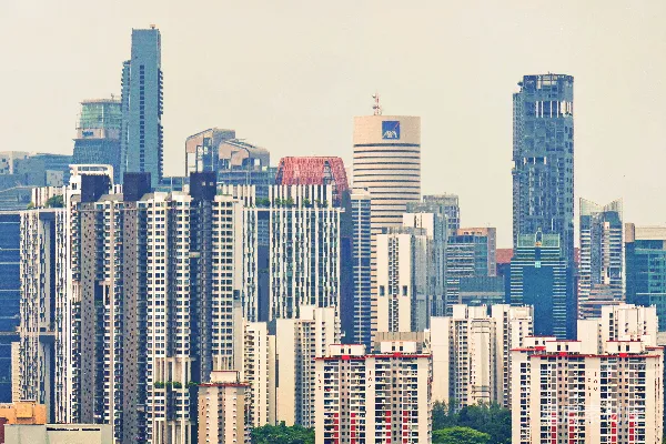 一个有许多高楼的城市