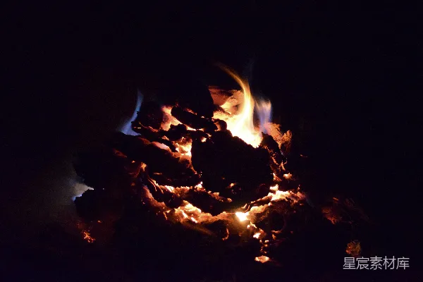 高清摄影 夜晚发生火灾