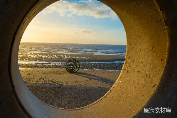 高清摄影 透过窗户看海景
