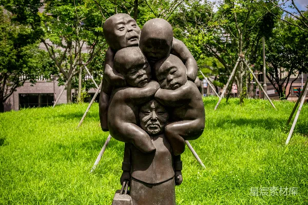 高清摄影 一对儿童的雕像