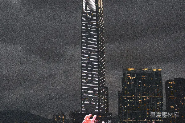 高清摄影 一幢很高大的建筑物，上面有很多灯光。