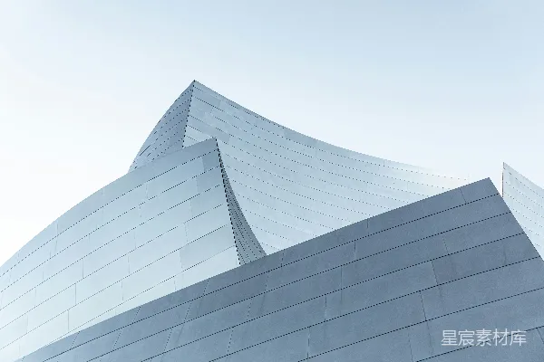 高清摄影 白天拍摄的高层建筑特写照片