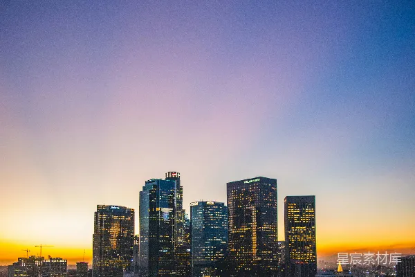 高清摄影 夕阳下的城市建筑