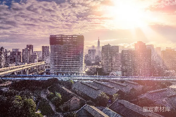 白天有云的城市 aerial 摄影