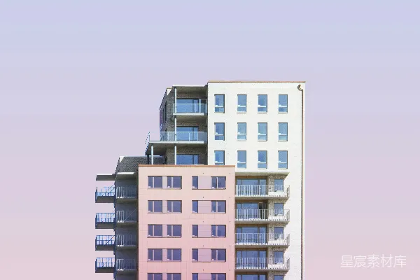 高清摄影 一座高层建筑，其顶端有阳台。