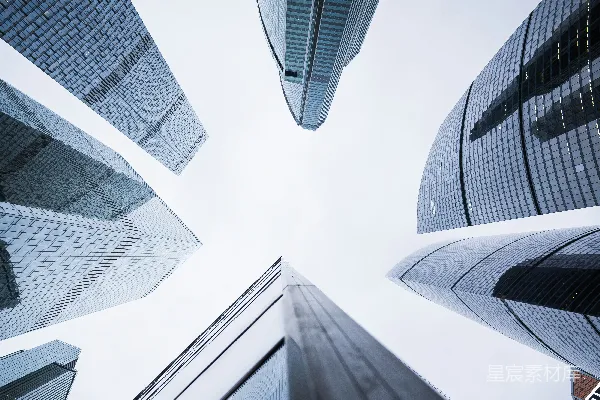 高清摄影 一座座高耸的摩天大楼凌驾于城市之上。