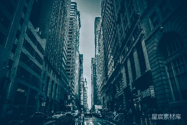 高清摄影 建筑物之间的道路车辆的肖像摄影