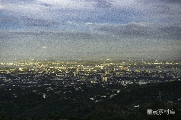 高清摄影 从山顶俯瞰城市景色