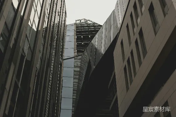 高清摄影 几栋高大的建筑并排在一起