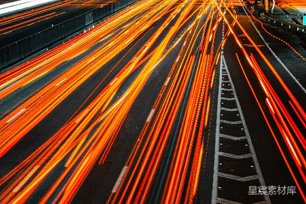 高清摄影 夜间道路上行驶的汽车延时摄影